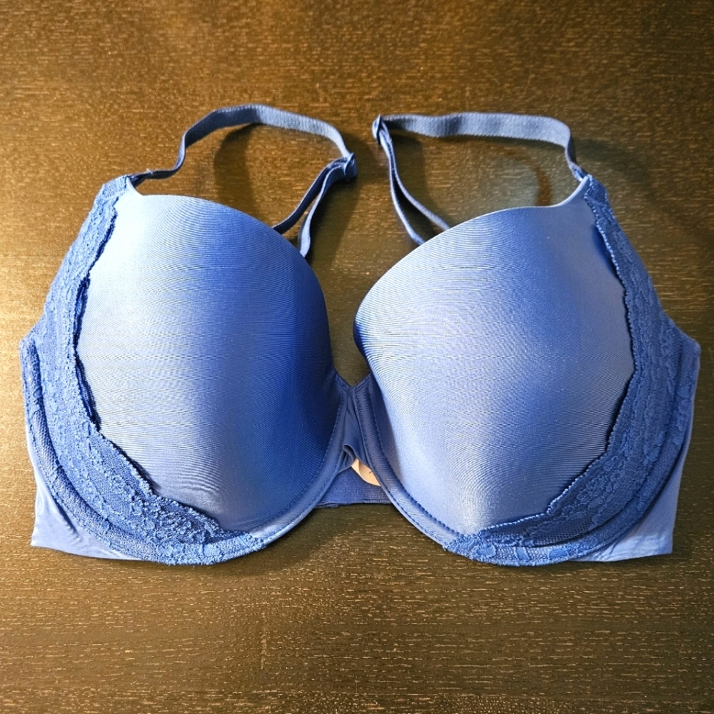 Victoria's Secret lined lacy demi bra